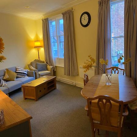 Whitchurch Shropshire Town Duplex Flat Exterior photo