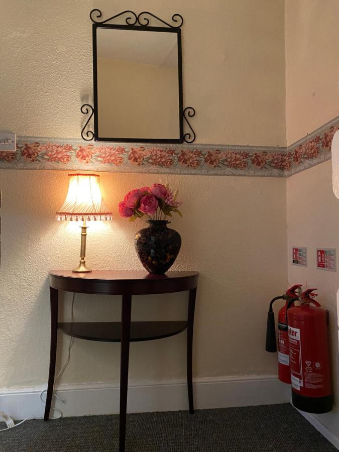 Whitchurch Shropshire Town Duplex Flat Exterior photo